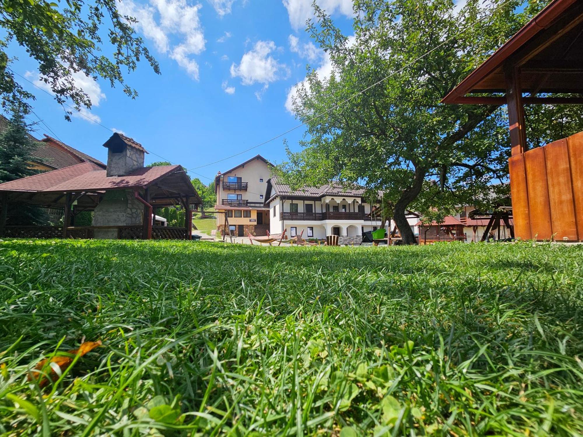 Pensiunea Sarah Bran Bran  Exterior photo